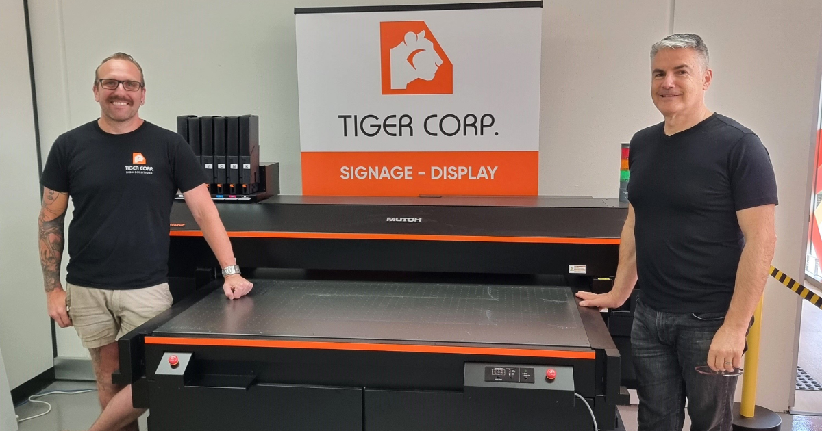 1200x630-TIS_TigerCorp_Mutoh1642UF_with-people_med