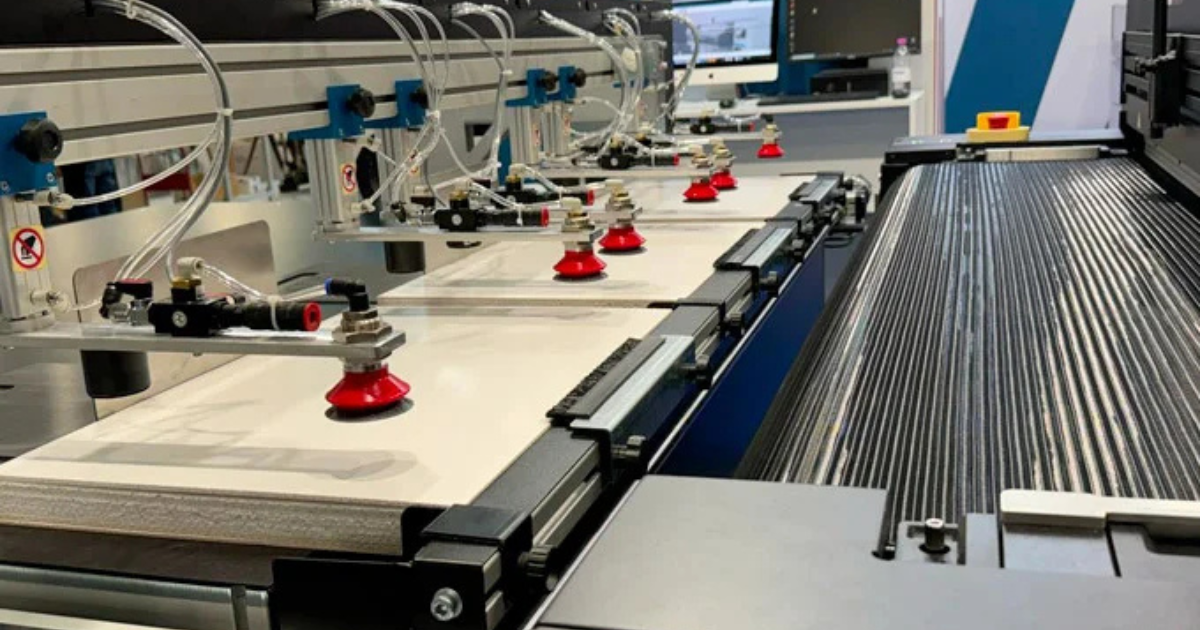 Online-News-1200-x-630-.zip-auto-loader