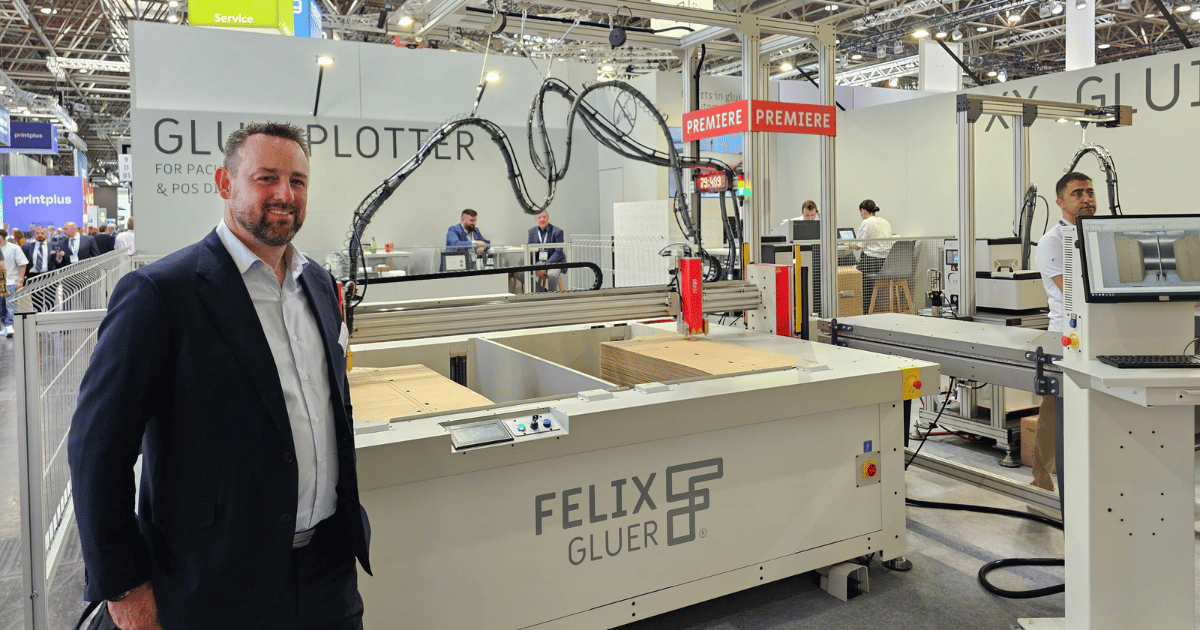 phil-trumble-fleix-gluer